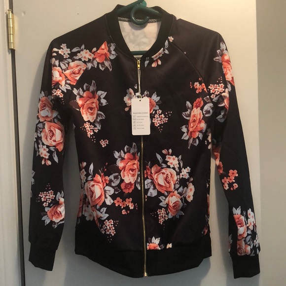 Light floral jacket - Picture 2 of 2